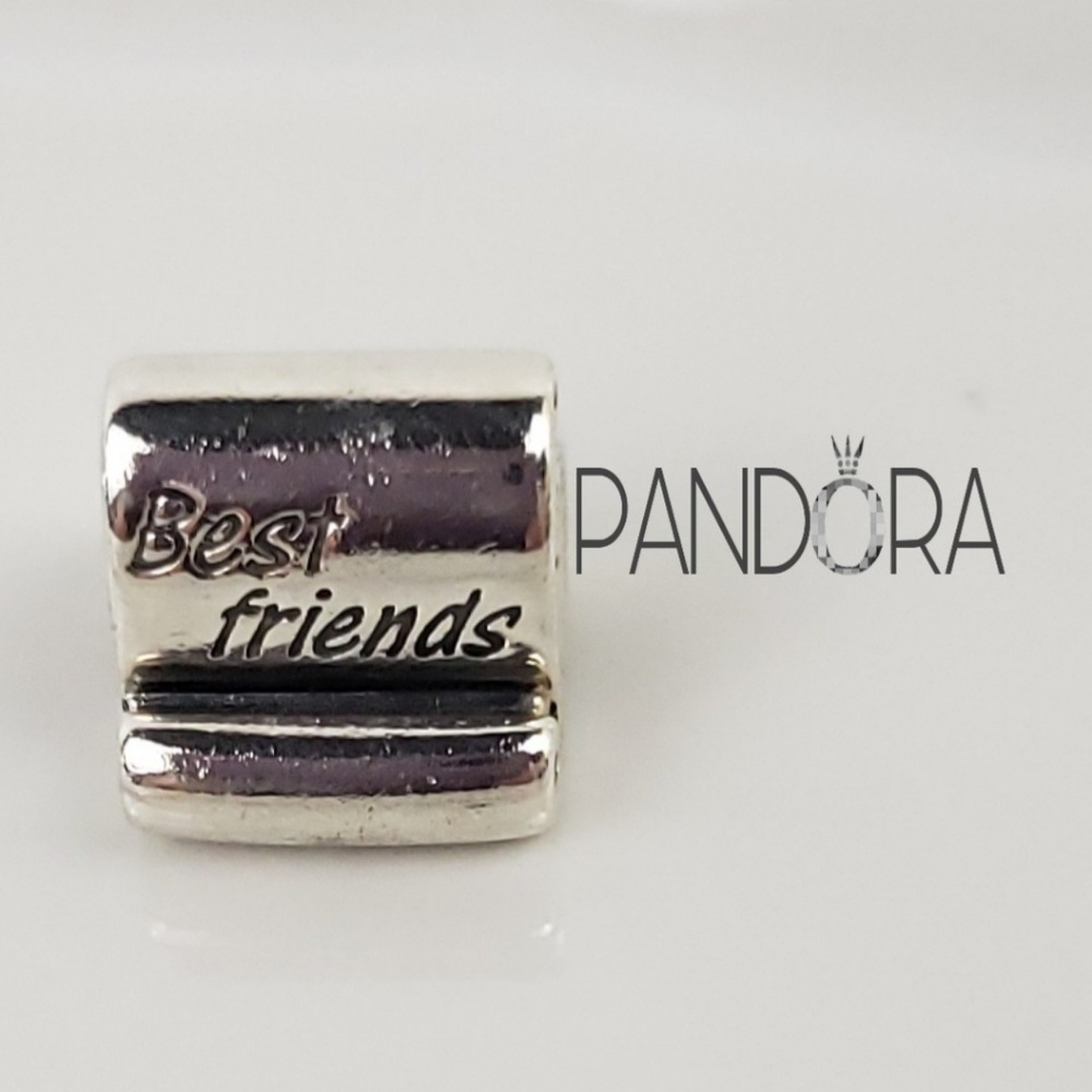 Retired pandora best friends scroll charm